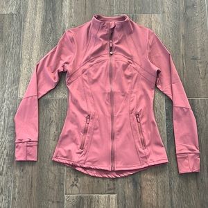 LULULEMON DEFINE JACKET. SIZE 6. NEW!  LQQK!!!